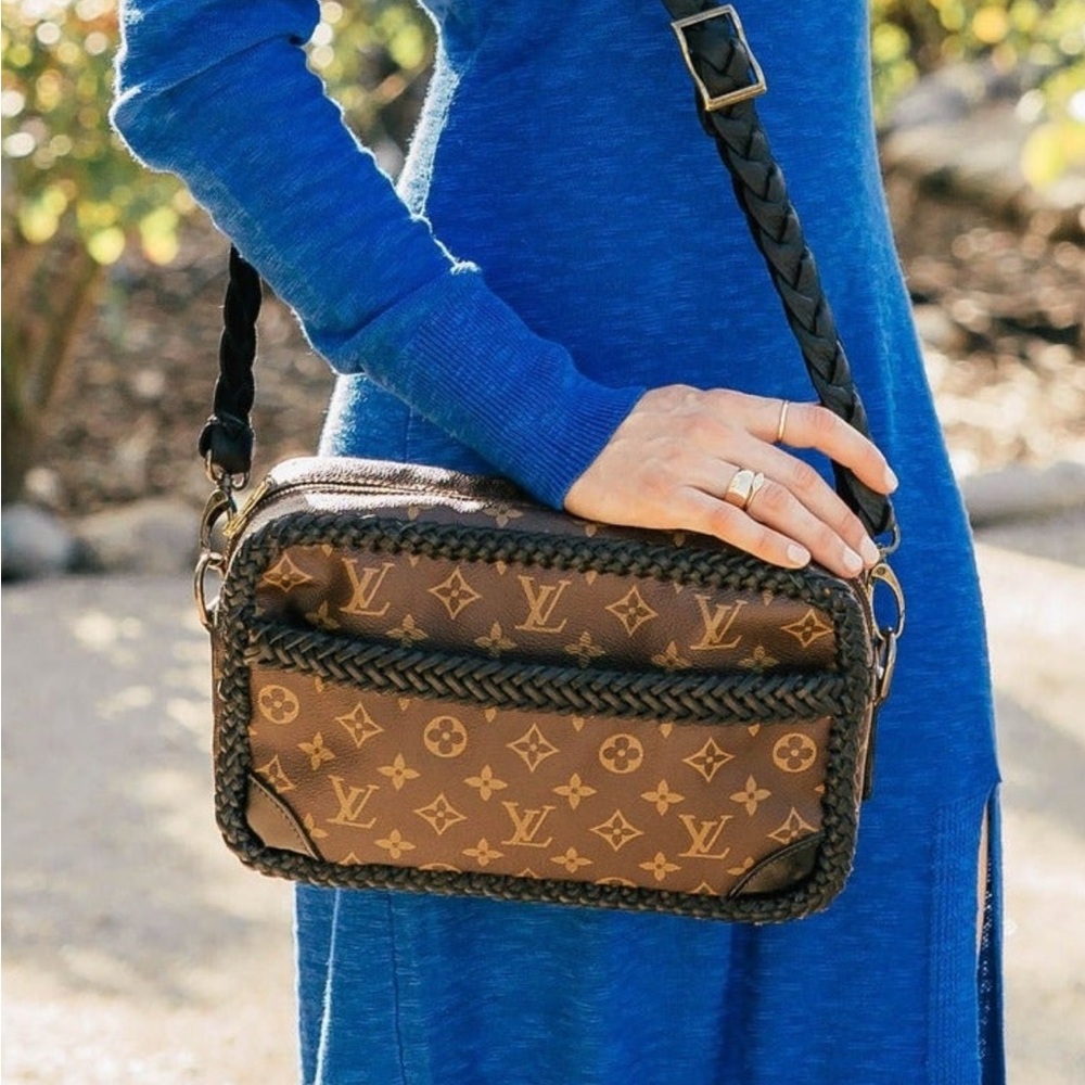 Louis Vuitton Brown Monogram Crossbody Bag - Picture 6 of 16